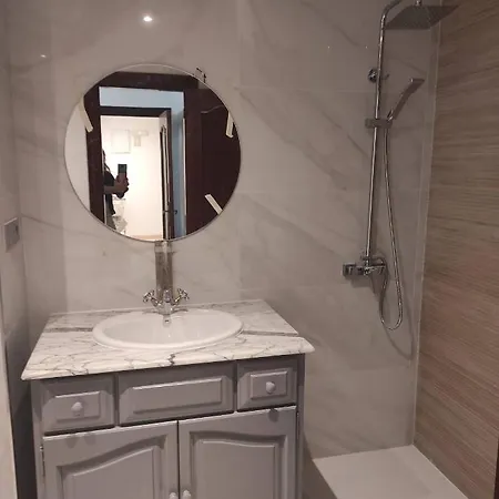 Апартаменти Precioso Piso Centro Familias Хіхон